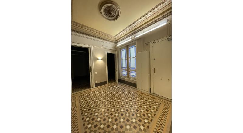 Adecuación interior de dos viviendas de 200m2