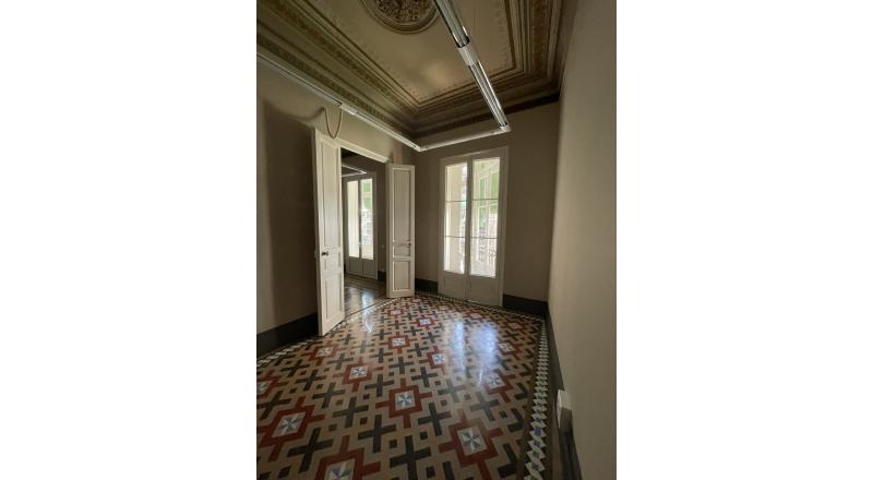 Adecuación interior de dos viviendas de 200m2