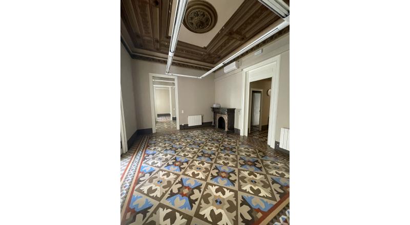 Adecuación interior de dos viviendas de 200m2