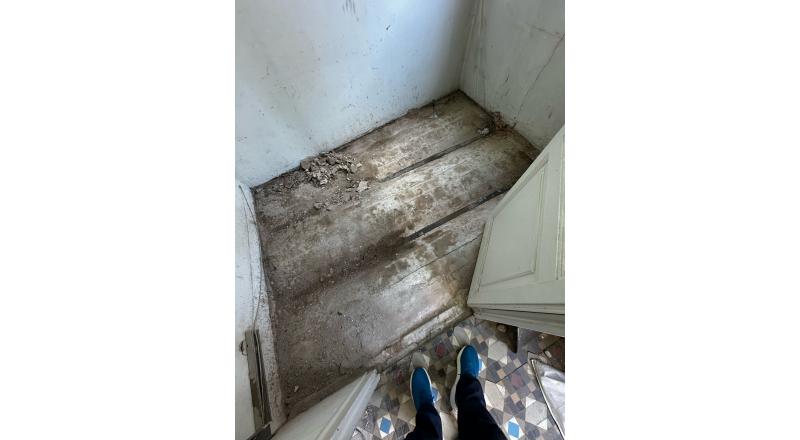 Adecuación interior de dos viviendas de 200m2