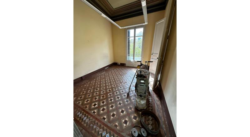 Adecuación interior de dos viviendas de 200m2