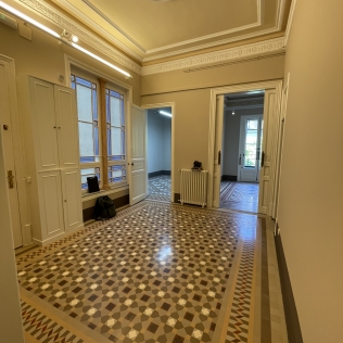 Adecuación interior de dos viviendas de 200m2