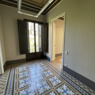 Adecuación interior de dos viviendas de 200m2
