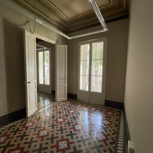 Adecuación interior de dos viviendas de 200m2