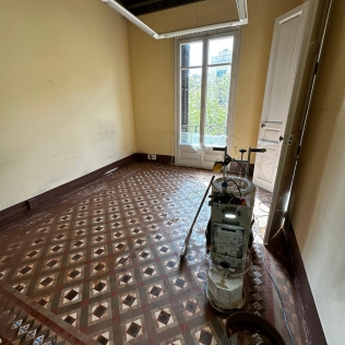 Adecuación interior de dos viviendas de 200m2