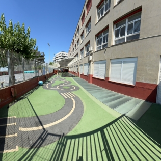 Gestión técnica y mantenimiento en Escuela de Esplugues de Llobregat