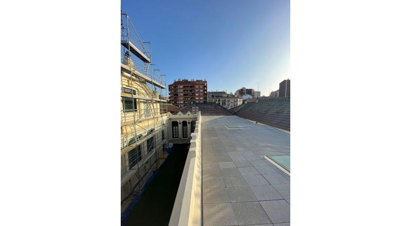 Rehabilitación de las cubiertas planas de las Escuelas Ribas (Rubí)