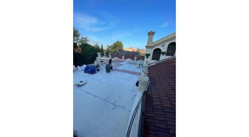 Rehabilitación de las cubiertas planas de las Escuelas Ribas (Rubí)