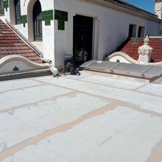 Rehabilitación de las cubiertas planas de las Escuelas Ribas (Rubí)