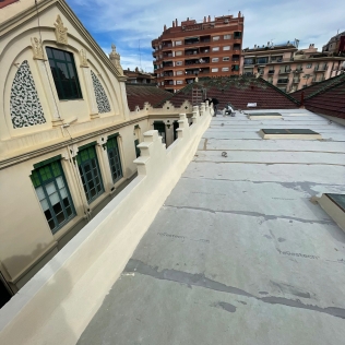 Rehabilitación de las cubiertas planas de las Escuelas Ribas (Rubí)