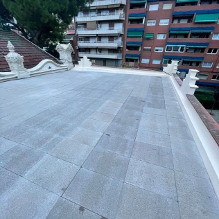 Rehabilitación de las cubiertas planas de las Escuelas Ribas (Rubí)