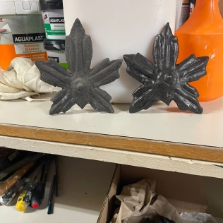 Mantenimiento, reparación y recuperación de vallados ornamentales de una Escuela.