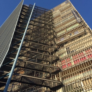 Gestión técnica y mantenimiento de edificio aislado de 20 plantas en Barcelona.