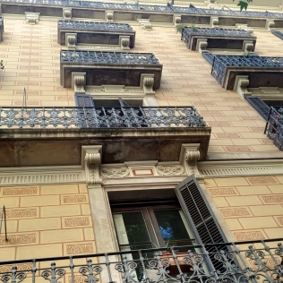 Gestión técnica y mantenimiento de edificios residenciales patrimoniales en Barcelona (l'Eixample)