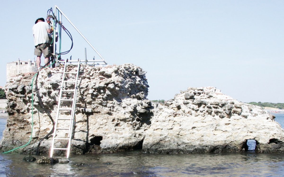 Descubren el secreto químico detrás del hormigón  romano submarino y autocurable