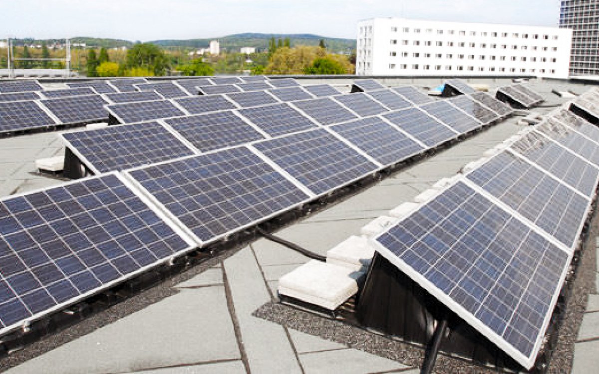 Paneles fotovoltaicos en todos los pisos