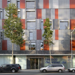 Proyecto de reforma y decoración integral de apartamento turístico (Barcelona)